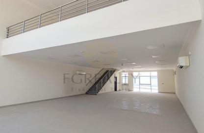 Warehouse - Studio - 2 for sale in East Industrial Street - Birkat Al Awamer - Al Wakra