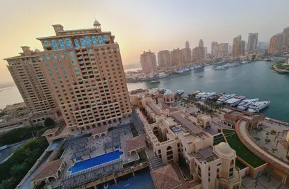 Apartment - 1 Bedroom - 2 Bathrooms for rent in Jumanah Tower 29 - Porto Arabia - The Pearl Island - Doha