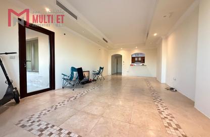 Apartment - 2 Bedrooms - 3 Bathrooms for rent in East Porto Drive - Porto Arabia - The Pearl Island - Doha Apartment - 2 Bedrooms - 3 Bathrooms for rent in East Porto Drive - Porto Arabia - The Pearl Island - Doha
