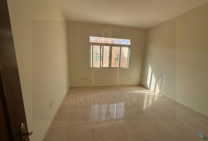 54150967 - Property Image 3