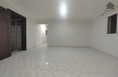 Apartment - 2 Bedrooms - 2 Bathrooms for rent in Anas Street - Fereej Bin Mahmoud North - Fereej Bin Mahmoud - Doha