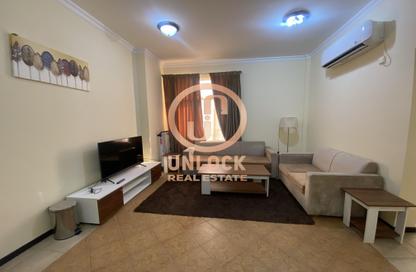 Apartment - 2 Bedrooms - 3 Bathrooms for rent in Musheireb Apartments - Musheireb - Doha