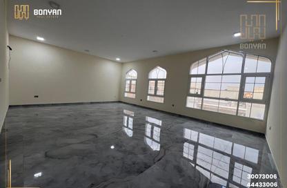 Villa - 7+ Bedrooms - 7+ Bathrooms for rent in Al Kheesa - Al Kheesa - Umm Salal Mohammed