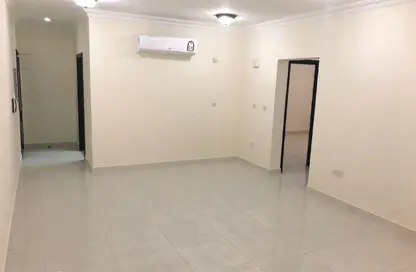 شقة - 2 غرف نوم - 2 حمامات للايجار في شارع نجمه - نجمة - الدوحة