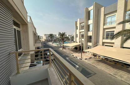 Villa - 3 Bedrooms - 5 Bathrooms for rent in Wadi Al Markh - Muraikh - AlMuraikh - Doha