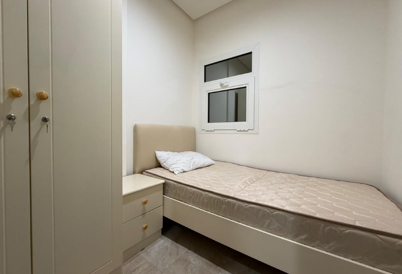 2 BHK + Maid Furnished Apartment | Qar 8,499 thumbnail 9