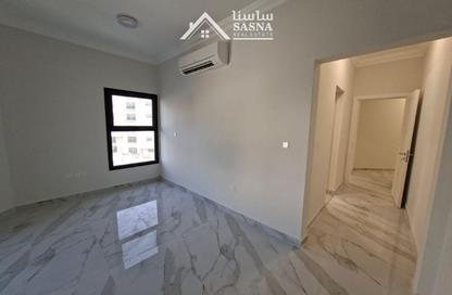 Apartment - 2 Bedrooms - 3 Bathrooms for rent in Fereej Bin Mahmoud South - Fereej Bin Mahmoud - Doha