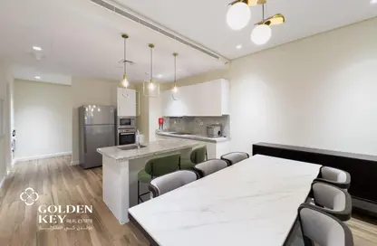 Apartment - 2 Bedrooms - 3 Bathrooms for rent in Floresta Gardens - Floresta Gardens - The Pearl Island - Doha