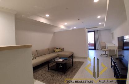 Apartment - Studio - 1 for rent in West Porto Drive - Porto Arabia - The Pearl Island - Doha Apartment - Studio - 1 for rent in West Porto Drive - Porto Arabia - The Pearl Island - Doha