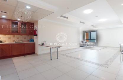 Apartment - Studio - 1 Bathroom for rent in East Porto Drive - Porto Arabia - The Pearl Island - Doha