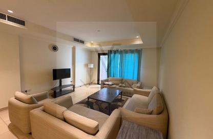 Apartment - 1 Bedroom - 3 Bathrooms for rent in East Porto Drive - Porto Arabia - The Pearl Island - Doha