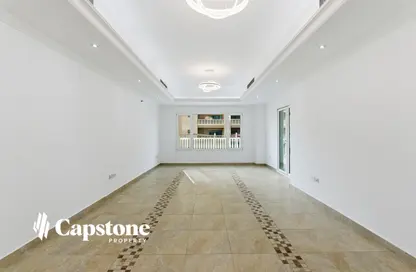 Apartment - 2 Bedrooms - 3 Bathrooms for rent in Marina Gate - Porto Arabia - The Pearl Island - Doha