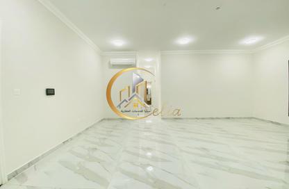 Apartment - 2 - 2 for rent in Anas Street - Fereej Bin Mahmoud North - Fereej Bin Mahmoud - Doha