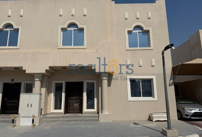 2OZwOJ22RSS - Property Image 2