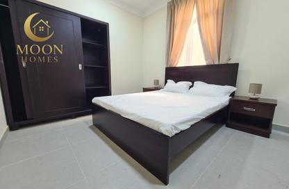 Apartment - 2 Bedrooms - 2 Bathrooms for rent in Umm Ghwailina Comm - Umm Ghuwalina - Umm Ghuwailina - Doha
