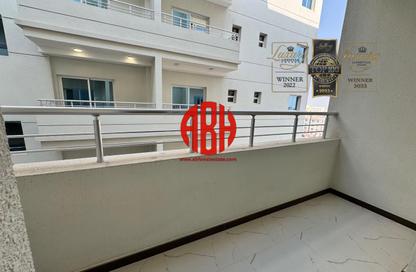 Apartment - 1 Bedroom - 2 Bathrooms for rent in Al Sadd Road - Al Sadd - Doha Apartment - 1 Bedroom - 2 Bathrooms for rent in Al Sadd Road - Al Sadd - Doha