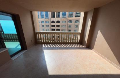 Apartment - 1 Bedroom - 2 Bathrooms for rent in East Porto Drive - Porto Arabia - The Pearl Island - Doha