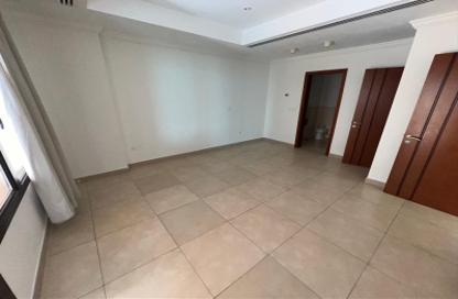 Apartment - 1 Bedroom - 2 Bathrooms for rent in East Porto Drive - Porto Arabia - The Pearl Island - Doha