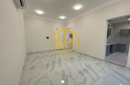 Apartment - 2 - 3 for rent in Abdullah Bin Masoud Street - Fereej Bin Mahmoud - Doha