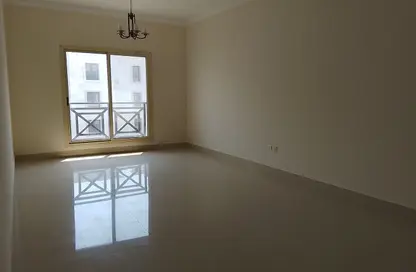 شقة - 2 غرف نوم - 3 حمامات للايجار في جنوب فوكس هيلس - فوكس هيلز - الوسيل