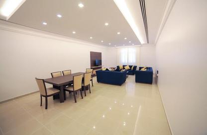 Apartment - 2 Bedrooms - 3 Bathrooms for rent in Riviera Gardens - Al Duhail - Doha