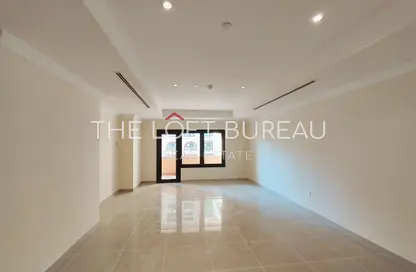 Apartment - 1 Bedroom - 2 Bathrooms for rent in Tower 28 - Porto Arabia - The Pearl Island - Doha
