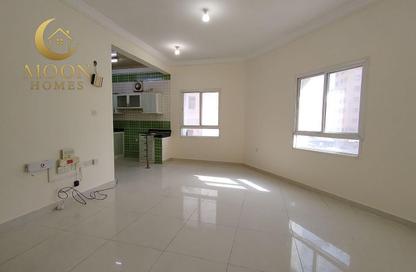 Apartment - 1 Bedroom - 1 Bathroom for rent in Umm Ghuwailina 4 - Umm Ghuwailina - Doha Apartment - 1 Bedroom - 1 Bathroom for rent in Umm Ghuwailina 4 - Umm Ghuwailina - Doha