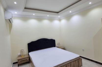 Apartment - 2 Bedrooms - 2 Bathrooms for rent in Al Mansoura - Al Mansoura - Doha