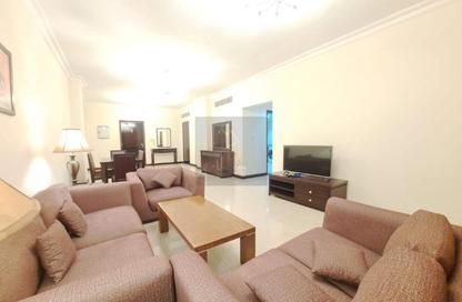 Apartment - 2 Bedrooms - 2 Bathrooms for rent in Al Sadd Road - Al Sadd - Doha