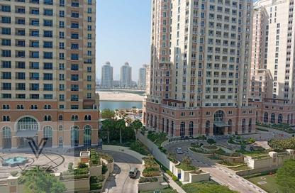 Apartment - 3 - 4 for rent in Viva East - Viva Bahriyah - The Pearl Island - Doha Apartment - 3 - 4 for rent in Viva East - Viva Bahriyah - The Pearl Island - Doha