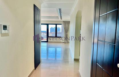 Apartment - 2 Bedrooms - 3 Bathrooms for rent in East Porto Drive - Porto Arabia - The Pearl Island - Doha
