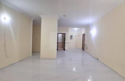 Apartment - 3 Bedrooms - 3 Bathrooms for rent in Muntazah 7 - Al Muntazah - Doha