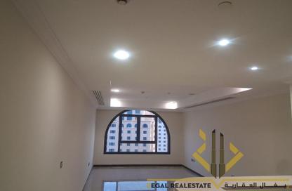 Apartment - 2 - 3 for rent in West Porto Drive - Porto Arabia - The Pearl Island - Doha