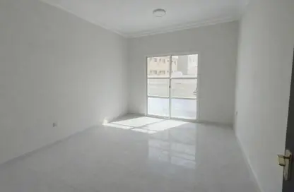 Apartment - 3 Bedrooms - 2 Bathrooms for rent in Fereej Abdul Aziz - Fereej Abdul Aziz - Doha