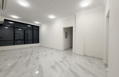 Apartment - 3 Bedrooms - 4 Bathrooms for rent in Al Sadd Road - Al Sadd - Doha