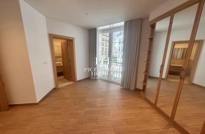 Apartment - 2 Bedrooms - 3 Bathrooms for rent in Floresta Gardens - Floresta Gardens - The Pearl Island - Doha