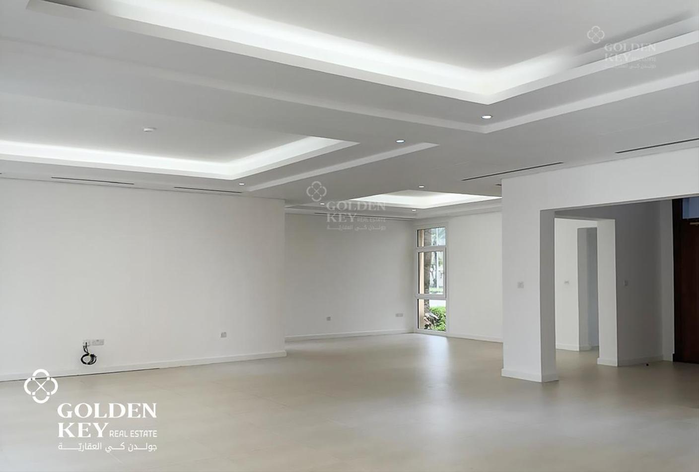 4+Maid Renovated | Gated Compound | Semi Furnished