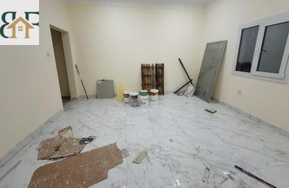 Apartment - Studio - 1 Bathroom for rent in Al Nasr Street - Al Nasr - Doha