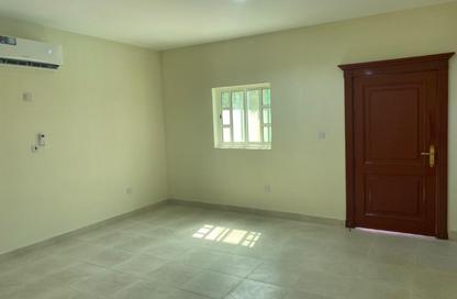 Apartment - Studio - 1 for rent in Onaiza Street - Diplomatic Area - Doha Apartment - Studio - 1 for rent in Onaiza Street - Diplomatic Area - Doha