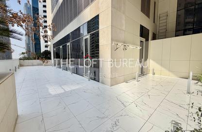 Apartment - 3 Bedrooms - 5 Bathrooms for rent in West Bay Tower - West Bay - West Bay - Doha