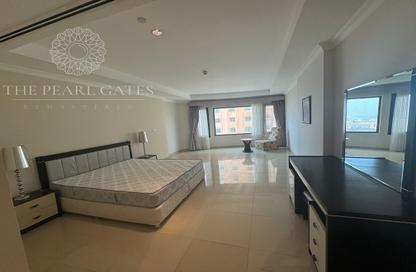 Apartment - 2 Bedrooms - 2 Bathrooms for rent in East Porto Drive - Porto Arabia - The Pearl Island - Doha