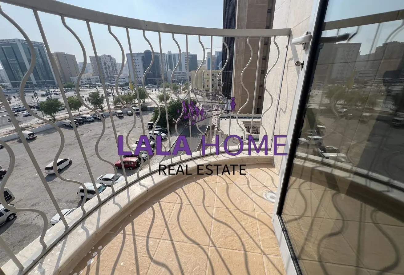 63700401 - Property Main Image