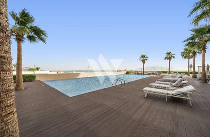 Apartment - 1 Bedroom - 2 Bathrooms for rent in Floresta Gardens - Floresta Gardens - The Pearl Island - Doha