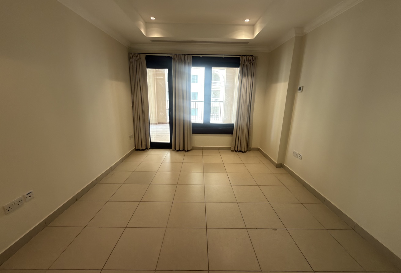 SPACIOUS 1-BEDROOM BIGGEST LAYOUT&BALCONY | PORTO thumbnail 5