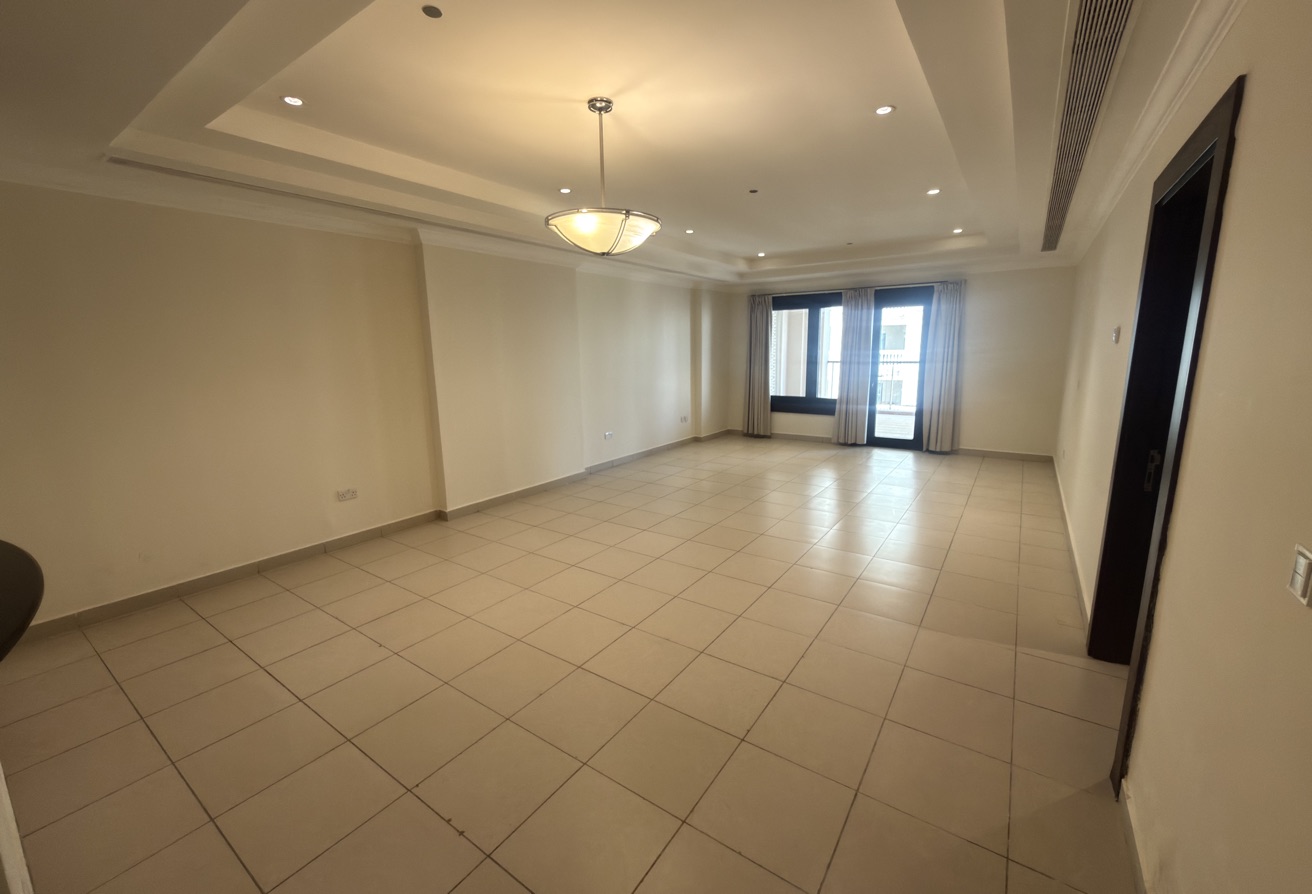 SPACIOUS 1-BEDROOM BIGGEST LAYOUT&BALCONY | PORTO thumbnail 4