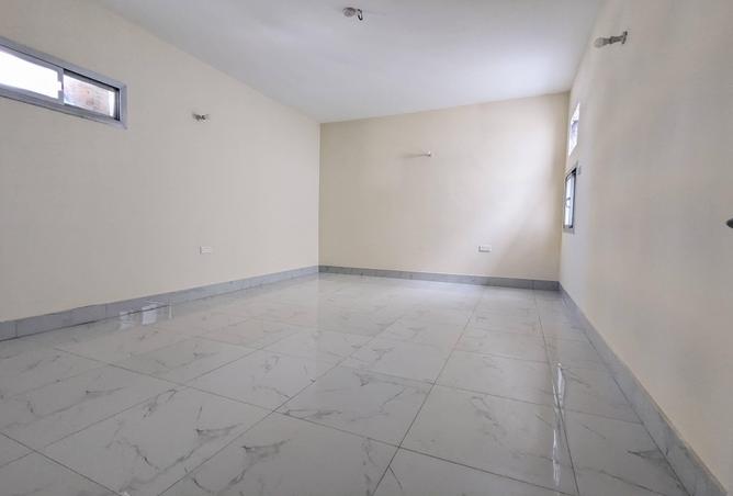 57253406 - صورة العقار 2