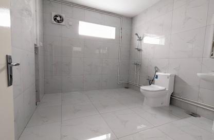 Apartment - 3 Bedrooms - 2 Bathrooms for rent in Umm Ghuwailina 4 - Umm Ghuwailina - Doha Apartment - 3 Bedrooms - 2 Bathrooms for rent in Umm Ghuwailina 4 - Umm Ghuwailina - Doha