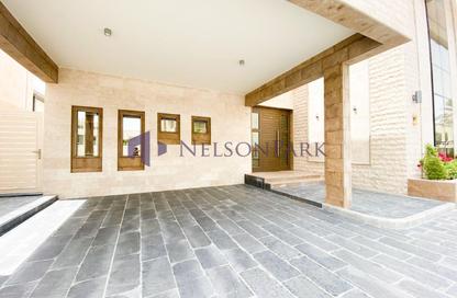 Villa - 4 Bedrooms - 5 Bathrooms for rent in Al Maamoura - Al Maamoura - Doha