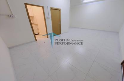Apartment - Studio - 1 Bathroom for rent in Bin Omran - Fereej Bin Omran - Doha