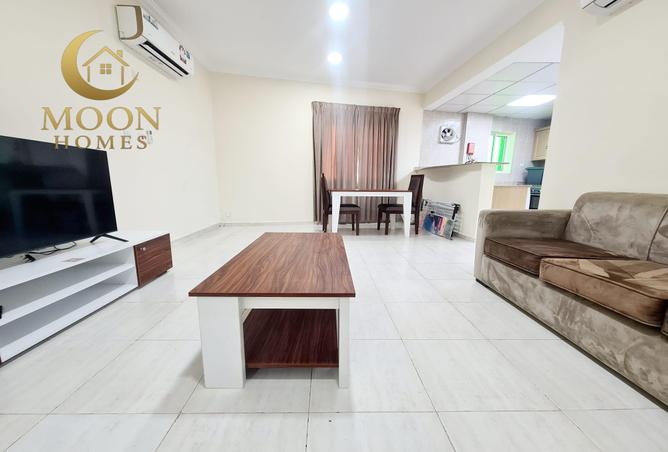 54103678 - Property Image 2